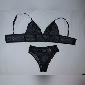 Victoria's Secret bralet tiger stripe lace set